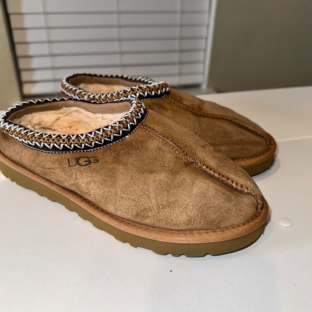 UGG Tasman Suede Slippers Chestnut Brown Sheepskin Lining 5950 US 7